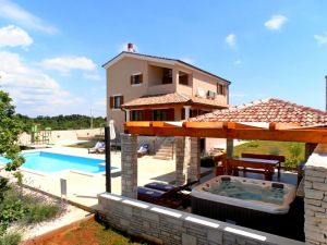 Bild 6: Villa Stokovci mit Pool und Whirlpool