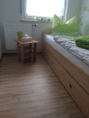 kleines Schlafzimmer Bild 17: Tolles vier Sterne und vier Pfoten Ferienhaus im Hunsrück, Hunde willkommen