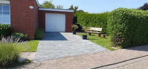 Einfahrt Bild 2: Nordsee Ferienhaus strandnah - Hund willkommen - WLAN - NEU mit Magenta TV