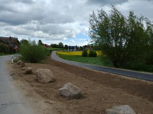 ...neuer Fuß- und Fahrradweg zum Strand