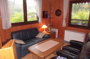 Ausziehbares Bettsofa,
SAT-TV, 
Telefon, 
Radio