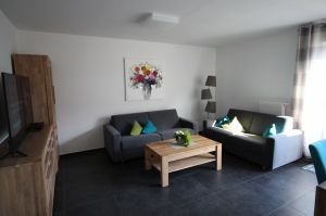 Ferienwohnung 80 m zum Ostseestrand, 9 km Sandstrand.