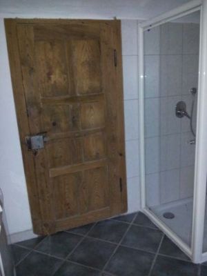 eine warme Dusche zum Aufwärmen, nach einer langen Winterwanderung durchs Allgäu. Eine kalte Dusche zur Erfrischung und zum Wachwerden.