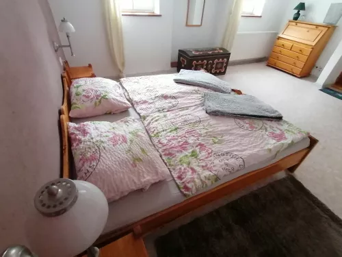 Schlafzimmer Nr. 1