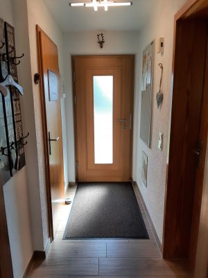 Linke Tür Bad, rechte Tür Schlafzimmer 2