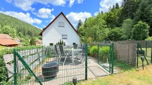 ein Meter hoch umzäunt