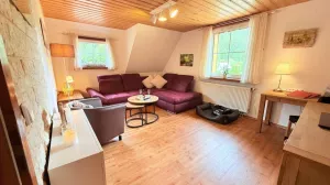 Bild 13: exklusive FeWo Waldblick, 2 Schlafzimmer, Elektrokamin, Garten