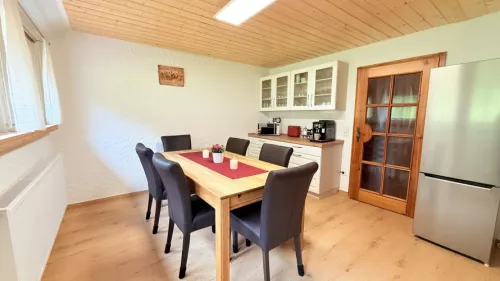 moderne große Wohn-Essküche