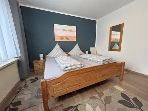 Bild 12: Norddeich EG-Ferienwohnung-3 Personen+Hund, 2 Schlafz. Fahrräder strandnah