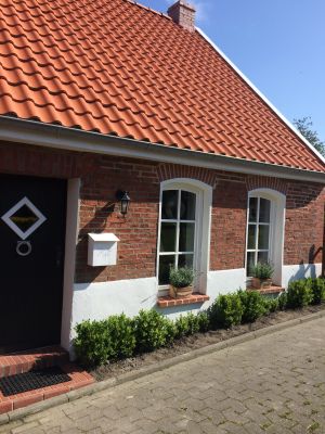 Anspruchsvolles Ferienhaus an der Nordsee Ostfriesland mit Kamin