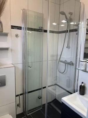 Dusche/Glasabtrennung