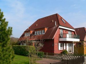 Bild 1: Hooksiel: Fewo KRABBE. Zentral, strandnah, mit Terrasse, max. 2 Hunde!