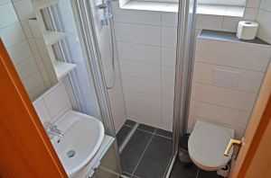 Bild 9: Hooksiel: Fewo KRABBE. Zentral, strandnah, mit Terrasse, max. 2 Hunde!