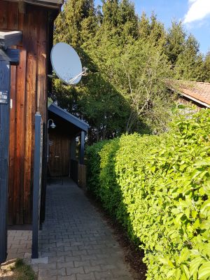 Weg zum Haus Bild 24: Urlaub im gemütlichen Ferienhaus Waldhäuschen Zandt- Bayerischer Wald