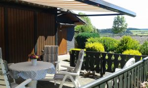 Bild 11: Ferienhaus Woodland Lodge mit eingezäuntem Garten in Winterberg-Niedersfeld