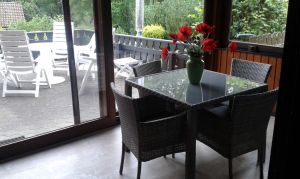 Bild 9: Ferienhaus Woodland Lodge mit eingezäuntem Garten in Winterberg-Niedersfeld