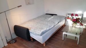Bild 16: Freundliches Haus mitten im Seengebiet