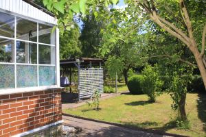 Bild 32: Freundliches Haus mitten im Seengebiet