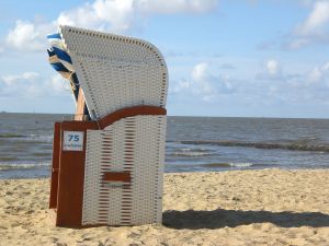 eigener Strandkorb inklusive direkt am Sandstrand, stellen wir Ihnen einen kostenlosen Strandkorb zur Verfügung