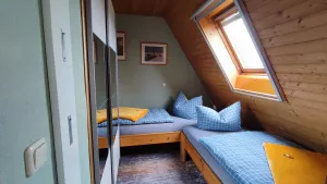 Die Betten können nicht als Doppelbett gestellt werden!