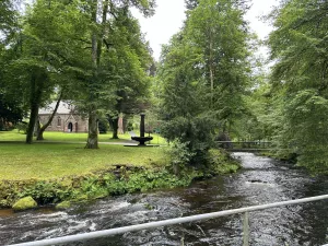 der Kurpark ist schön angelegt
mit Cafe´s und Eisdielen
