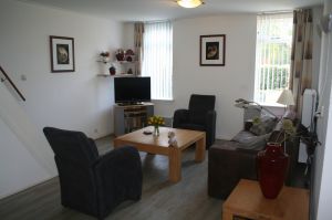 Bild 3: Ferienhaus Antje mit eigenem eingezäunten Garten in Holland