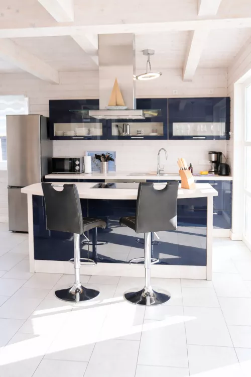 Küche mit Kochinsel