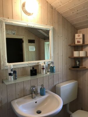 Bild 9: Dänisches Ferienhaus am Naturstrand mit Kamin & Sauna***Hunde willkommen***