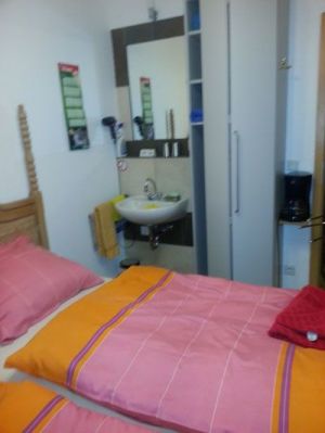 Bild 1: Bed & Breakfast "Tina und Brandy" Fahrradrouten direkt vor der Tür