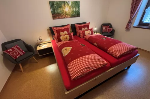 Schlafzimmer 1