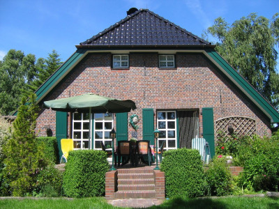 Ferienhaus in Varel: Luxuriöses Landhaus Birkenhof mit 10.400qm Garten & Land - spektakulär!