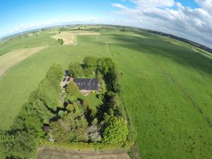 Bild 1: Luxuriöses Landhaus Birkenhof mit 10.400qm Garten & Land - spektakulär!