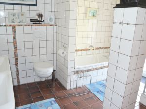 Bild 17: Luxuriöses Landhaus Birkenhof mit 10.400qm Garten & Land - spektakulär!