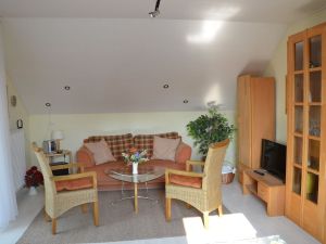 Bild 1: Gemütliche Ferienwohnung Friesenblau OG (60qm ; 3 Personen)