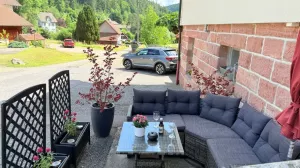Loungecke vor dem Haus Raucherecke vor dem Haus