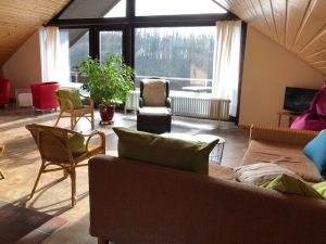 Wohnbereich Blickrichtung Balkon