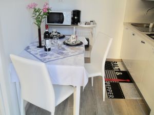 Bild 8: Nette FEWO in Cassone/ Malcesine 2/1 Personen