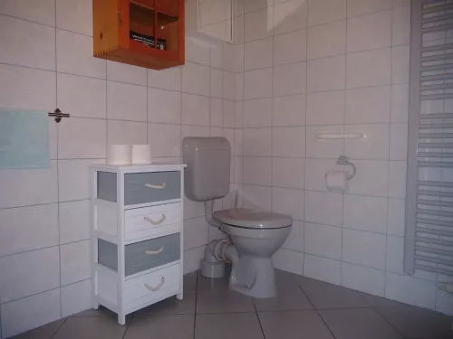 Ferienhaus türkis - Toilette