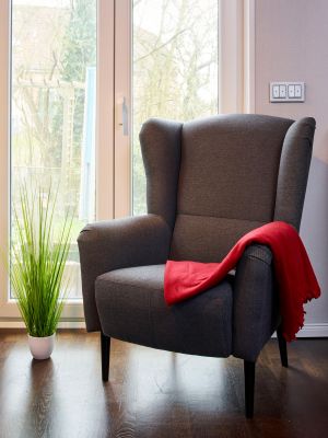 Boxspringbett 1,80m x 2,00m, Flat-TV, Spiegeltürenschrank