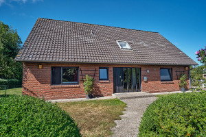 Bild: Ferienhaus "Nordströnj", Urlaub mit Hund, Zaun, - 8 P., Kamin, Nordsee