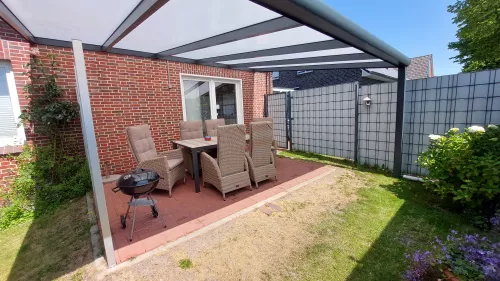 NEU überdachte Terrasse