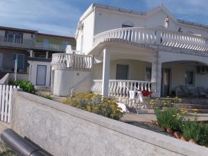 Bild 2: Villa Marilona Appartement 4, FeWo direkt am Meer auf der Insel Vir