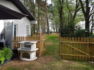 direkt an der Terrasse..mit Blick in den oberen Wald
