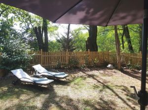 ..im zusätzlich eingezäunten Garten-Bereich