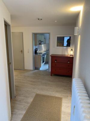 Im Flur findest Du eine Garderobe