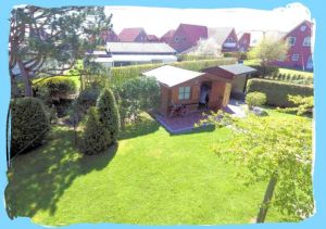 Bild 9: FH Nordsee-Oase, Nordseeküste, Neuharlingersiel: am Meer im Grünen am Hafen