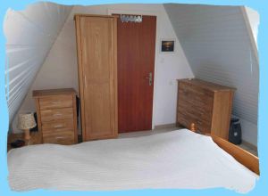 Bild 26: FH Nordsee-Oase, Nordseeküste, Neuharlingersiel: am Meer im Grünen am Hafen