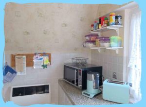 Bild 18: FH Nordsee-Oase, Nordseeküste, Neuharlingersiel: am Meer im Grünen am Hafen