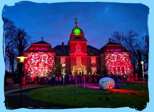 Bild 42: FH Nordsee-Oase, Nordseeküste, Neuharlingersiel: am Meer im Grünen am Hafen