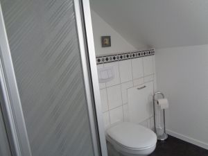 Blick ins Bad Bild 7: Apartment Eulennest in ostfriesischem Gulfhof in Pilsum Nähe Greetsiel